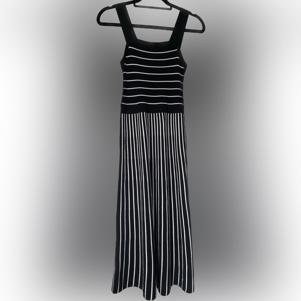 Banana Republic Knit Black and White Striped Dress SZ S